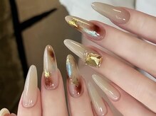 アイリナス(AILLYNAS)