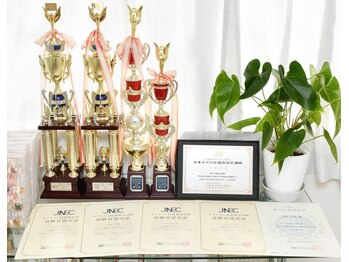 モア ネイル(MOA NAIL)の写真/高技術×美フォルムでモチの良さも◎経験豊富なネイリストによる施術で理想の指先に仕上げます♪