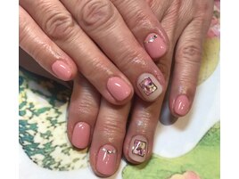 ～大人気フラワーネイル～