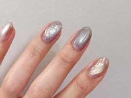 キラキラニュアンスネイル