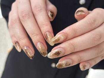 エミュ(emu)の写真/トレンドをおさえた定額デザインを豊富にご用意★モチの良いお気に入りのネイルで指先から気分も上がる♪