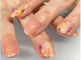 大人気のフラワーネイル！！