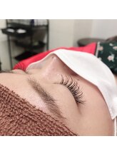 フリルアイビューティ 豊中店(Frill Eye Beauty)/