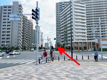 ちばみなとカイロプラクティック/横断歩道を直進