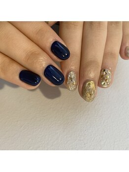 ヌア(nur.)/キラキラ×ネイビーnuance