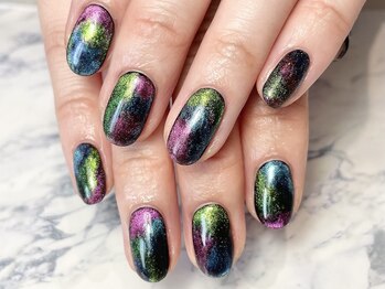 ヘアーアンドネイル ルシア(Hair&Nail Lucia)/3色マグネットネイル!