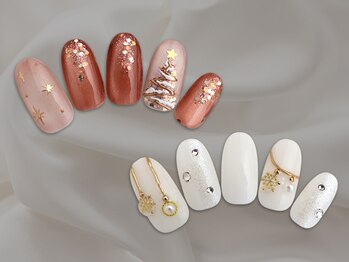 ネイルランド 板橋店の写真/繊細~華やかアートまで★アクセサリーのような手書きアートで“あなたらしく”日常を指先から彩り豊かに♪