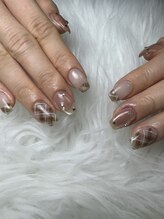 フラワーズネイル(flowers nail)/大人ガーリーのチェックネイル