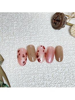 フローラ(flora)/選べる定額デザイン