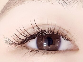 イーエヌトリップ(en.trip)の写真/<目元美人が叶う♪>骨格似合せ眉&似合わせまつパで一気に垢抜け印象に◎メイク時間短縮にもオススメ!