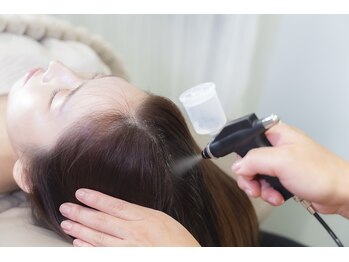 ピーロ(PiiiLO)/【ヘッドスパ】炭酸ミストでケア