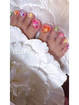 ネイルアール(nail R)/ラブブフットネイルです♪