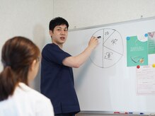 コアカイロプラクティック(Coreカイロプラクティック)の雰囲気（施術前にしっかりカウンセリングを行います）
