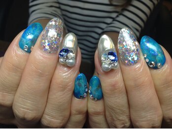 ラウト デコレーションアンドネイルサロン(Lauto Decoration&Nail Salon)/キラキラミラーネイル