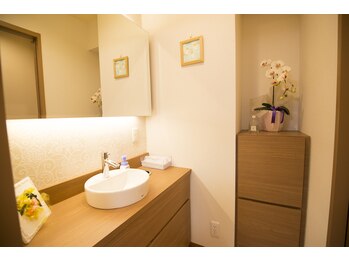 大川カイロプラクティックセンター とごし銀座院/化粧室