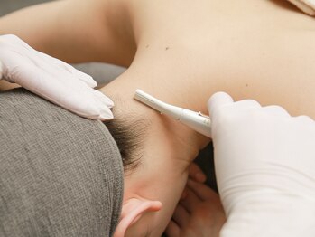 ラジター 江坂(LAZITER)/【シェービング】