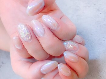 ジャストネイル(JustNail)の写真/30代以上の大人女性に人気の上品ネイル♪トレンドを取り入れ洗練されたデザインで、美しい指先をご提案◎