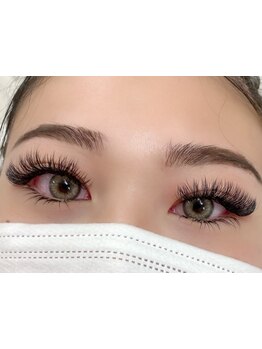 ボリュームのある目元にしたい