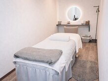 サロンドルポ(Salon de Repos)の雰囲気（落ち着いた個室でゆったり施術をお受けいただけます♪）
