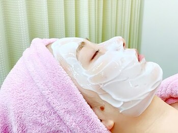 カミイチ(Kamiichi)の写真/【ツヤ肌シェービング】産毛＆角質オフで感動の化粧ノリ◎ピーリング効果で透明感あふれるタマゴ肌へ…♪