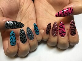 ゼブラスカルプネイル