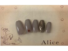 ネイルアンドアイラッシュ アリス(Alice)/デザインネイル￥6000（税込）