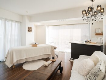 ケリービューティーサロン(kelly beauty salon)の写真/脳洗浄ドライヘッドスパ◆脳をリラックスさせることで日常のストレスが軽減♪疲れたあなたに特別なひと時を
