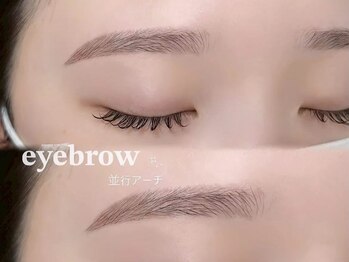 ニクシーアイブティック(Nixie Eye Boutique)/眉毛/まゆげ/美眉スタイリング