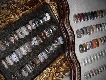 カダン(Kadan)の写真/手描きアートやテクスチャーを活かしたデザインを中心に。褒められるネイルをあなたに。