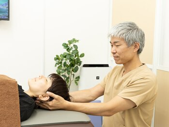 整体院 あおりはの写真/【”首こり””肩こり”で頭痛が併発する方は必見★】整体+ヘッドスパで頭のダル重さスッキリ！！