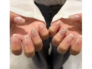 ディー ネイル アイラッシュ ヤバ(DEE nail×eyelash yaba)/b-3 90分アートフリー