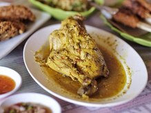 アジアンリラクゼーション ヴィラ 大橋店(asian relaxation villa)/バリグルメ；Ayam Betutu