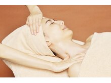 『フェイスラインアップ＆肩首ほぐしトリートメント』顔～肩・首までしっかりほぐして血行促進
