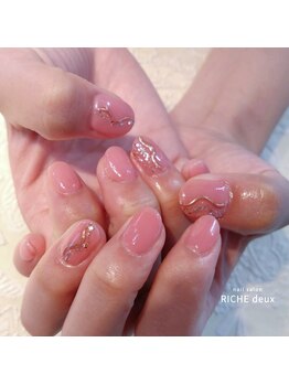 リッシュ ドゥ(RICHE deux)/ちゅるんピンク×ラインネイル