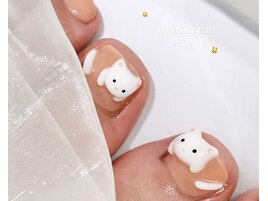 ひょっこりニャン