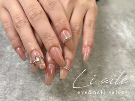 綺麗めピンクアートネイル