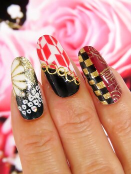 カラーズ 浜松店(colors)/赤×黒のクール和柄ネイル♪