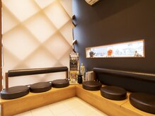 登美ヶ丘治療院/待合室