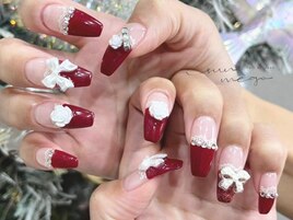 赤フレンチレースネイル