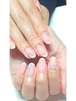 ネイルアンドまつげエクステ専門サロン スリー(THREE)/大人フレンチ