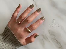 ナナ 白金高輪(nana)/くすみ ワンカラー カーキ