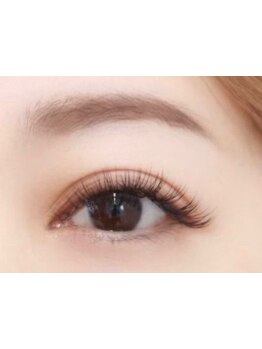 ナチュラル上品な目元にしたい