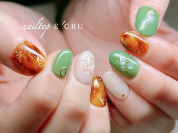 ネイルトップエクル(nail top E CRU)/ベッコウ