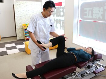 あやのはりきゅう整骨院の写真/キッズルームを完備でお子さま連れも大歓迎★☆肩・首のつらさや産後の骨盤の歪みも◎身体の土台を整えます