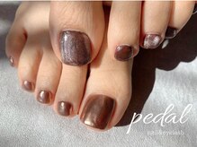 フットネイルも人気です★