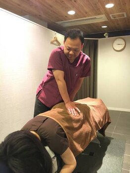 カツ整体院の写真/【デスクワークの足腰の辛さに!】AI姿勢分析とパーソナル整体で徹底ケア。貸切空間でセルフケアも伝授◎