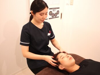 叶'エル 本町 心斎橋院/女性スタッフの施術でリラックス