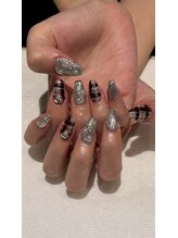 アンベリール(Embellir)/