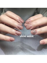シンイサロン(shini salon)/品よく&リングアート♪