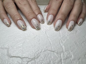 サロン ドゥ プルーム(salon.de.plume.)/